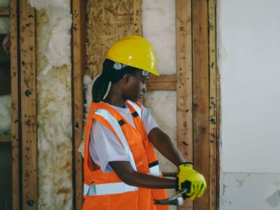 Isolation de toiture : ce que la refonte de MaPrimeRénov&rsquo; change pour vos travaux cet automne